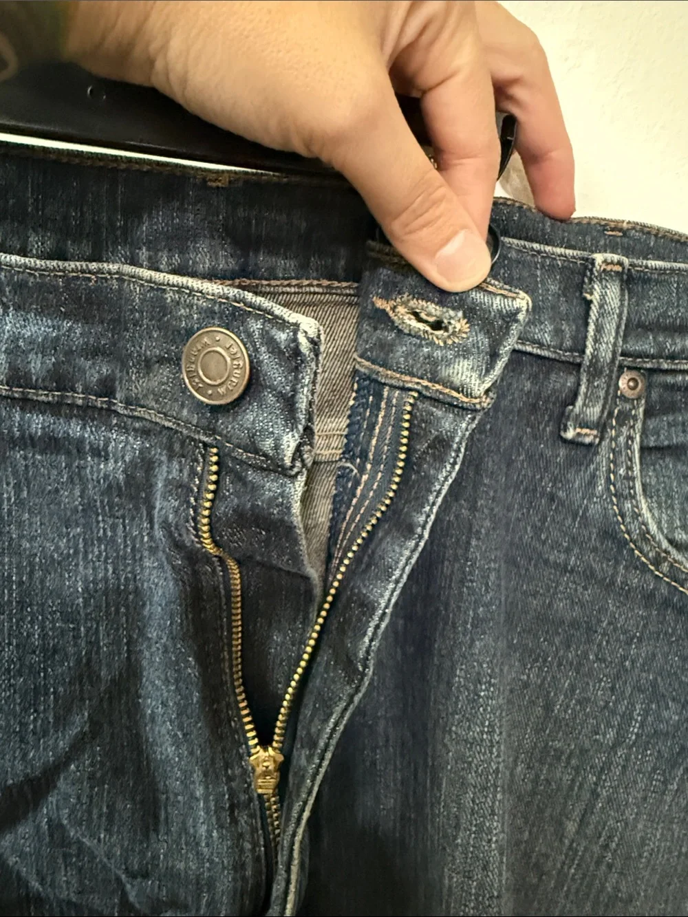 Wrangler Men's Dark Blue Straight Jeans